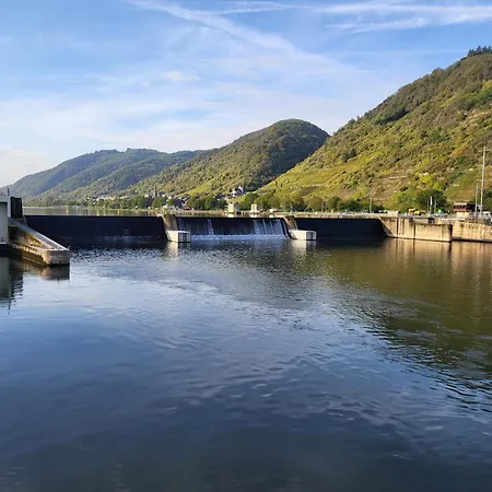 公寓 Merl 摩泽尔河畔的泽尔