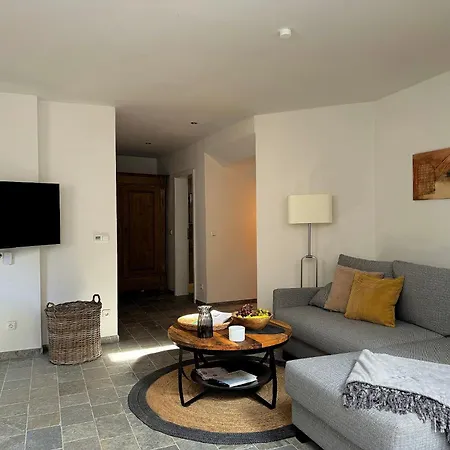 Merl 公寓 摩泽尔河畔的泽尔